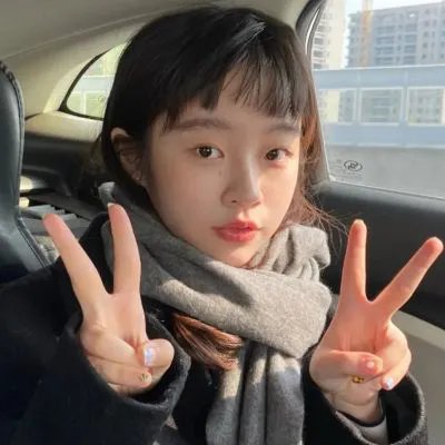 穿成极品老妇只想当咸鱼
